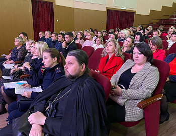 В Гулькевичском районе состоялось расширенное заседание комиссии по делам несовершеннолетних и защите их прав